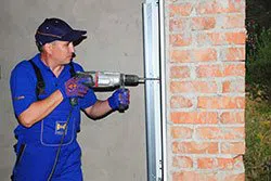 Exclusive Garage Door Repair Service St Paul, MN 651-404-2112 - installation-side