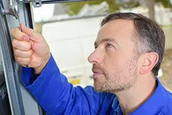 Exclusive Garage Door Repair Service St Paul, MN 651-404-2112 - maintenance-side